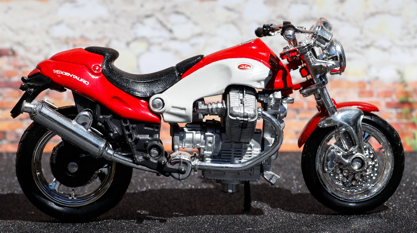 Maisto Moto Guzzi Centauro